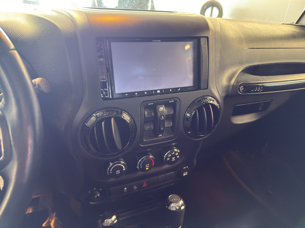 2017 Jeep Wrangler Sport