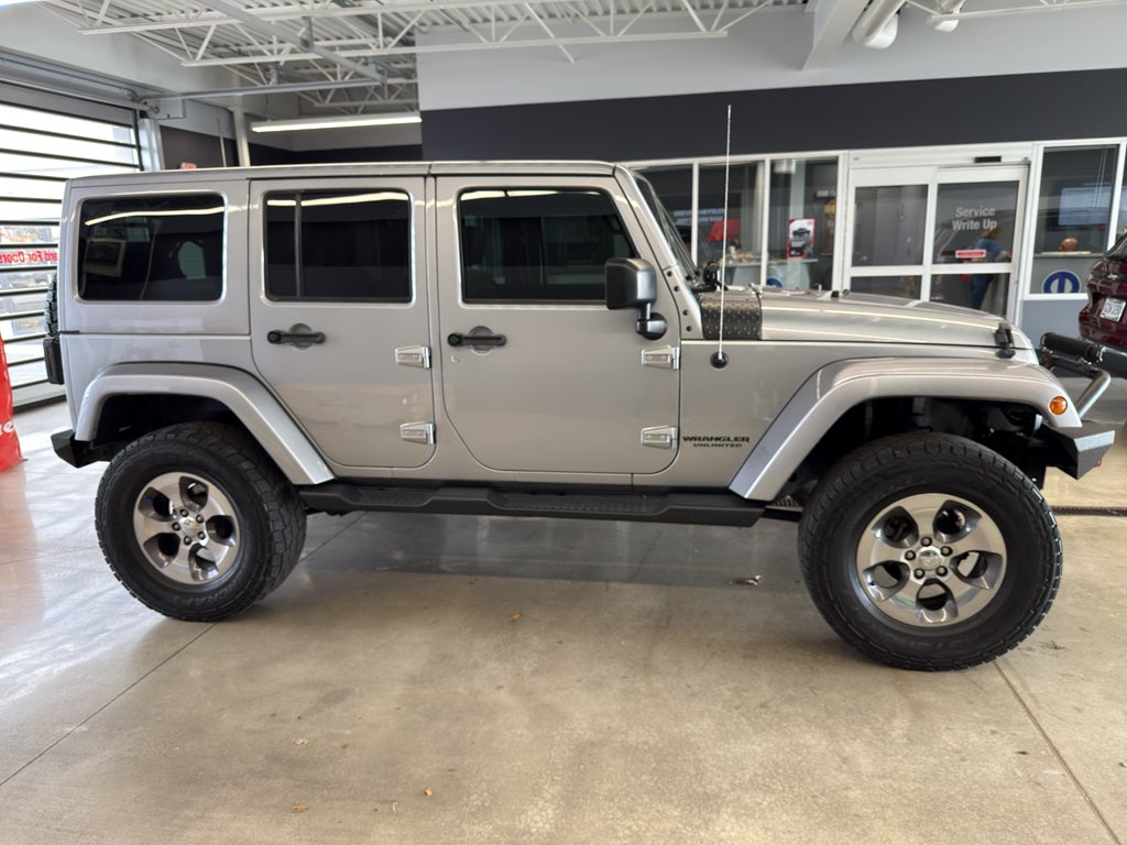 2017 Jeep Wrangler Sahara