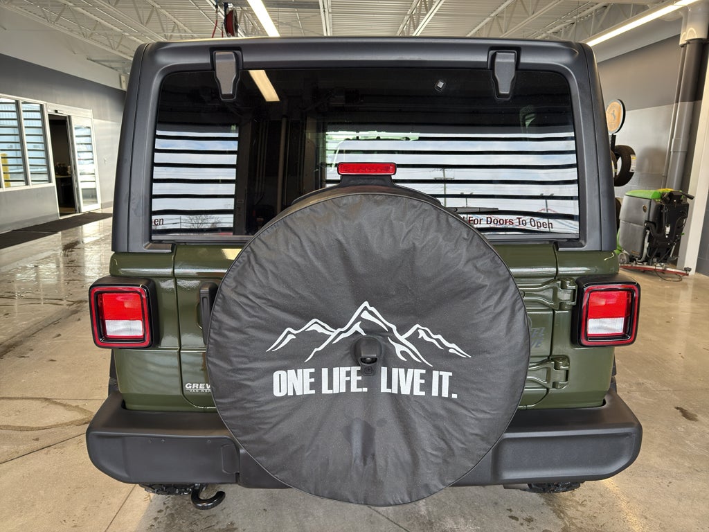 2021 Jeep Wrangler Unlimited Willys