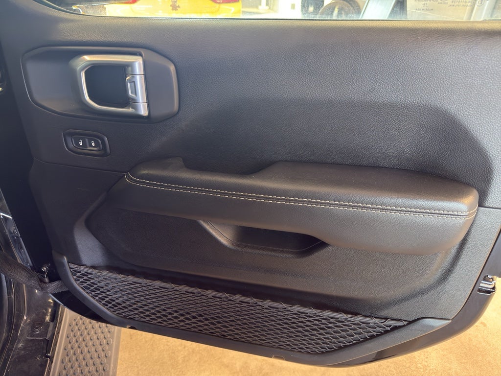 2020 Jeep Wrangler Sahara