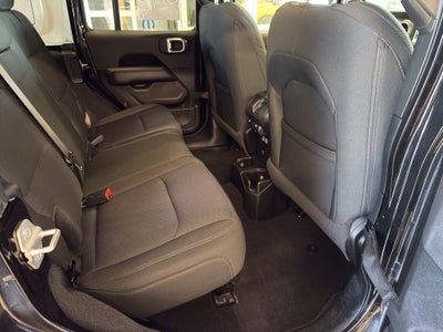 2020 Jeep Wrangler Sahara