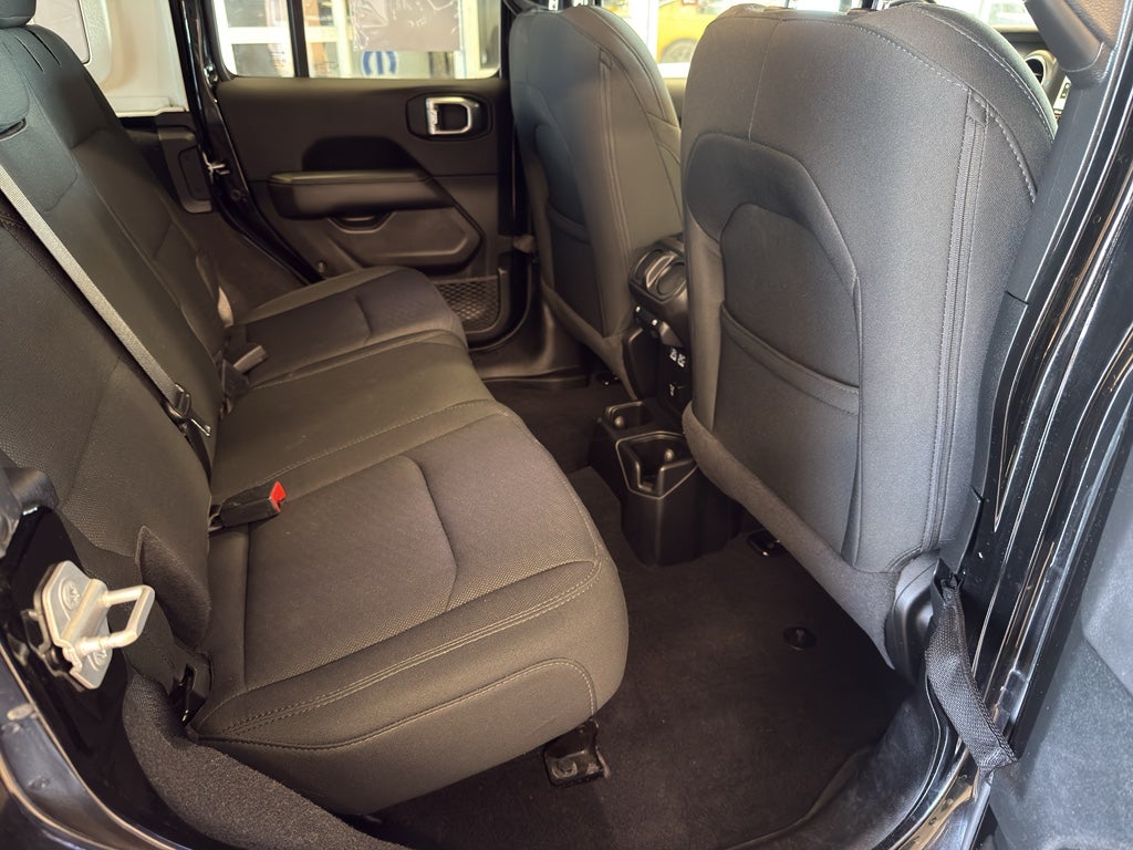 2020 Jeep Wrangler Sahara