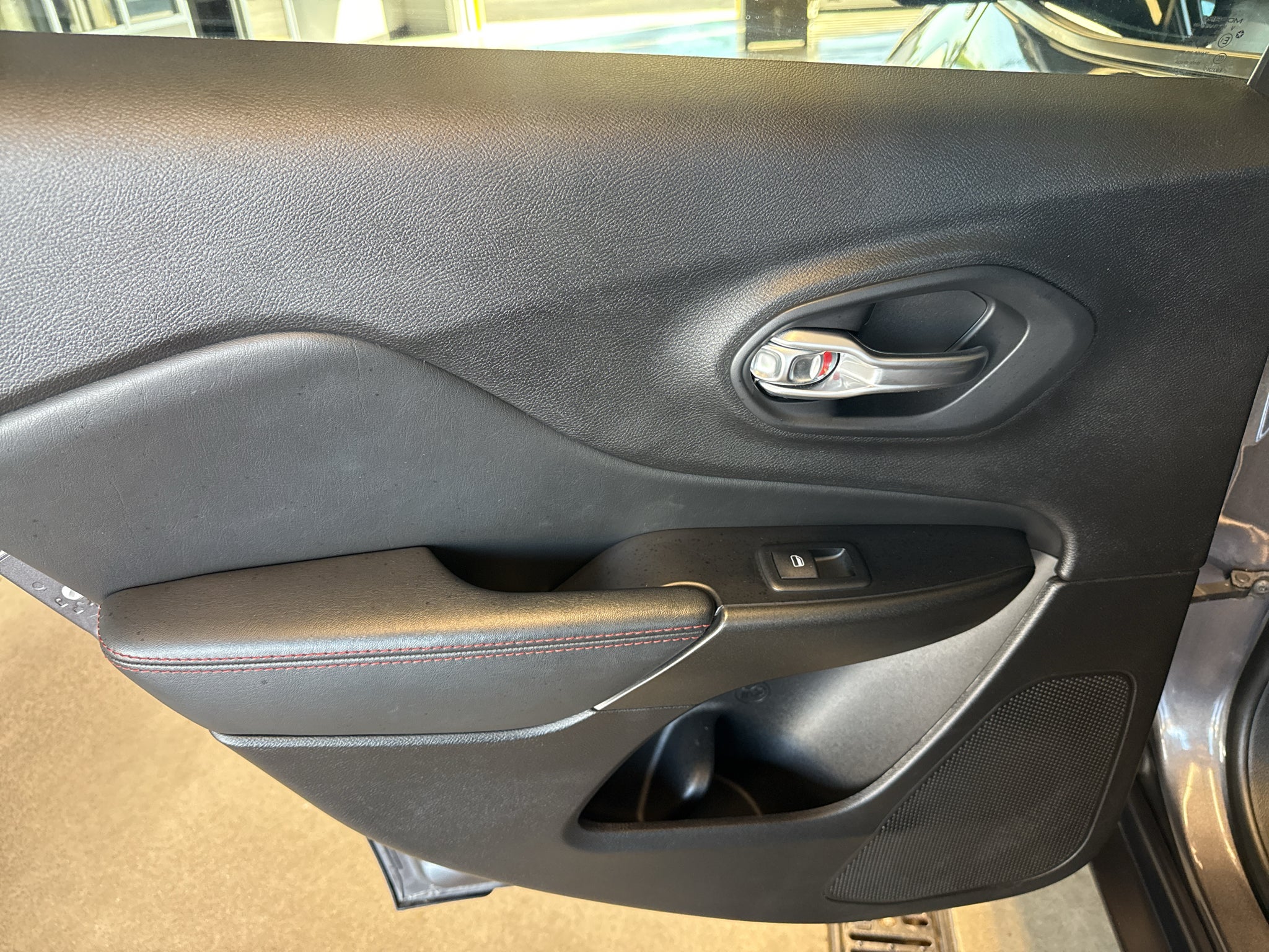 2020 Jeep Cherokee Trailhawk