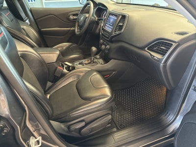 2020 Jeep Cherokee Trailhawk