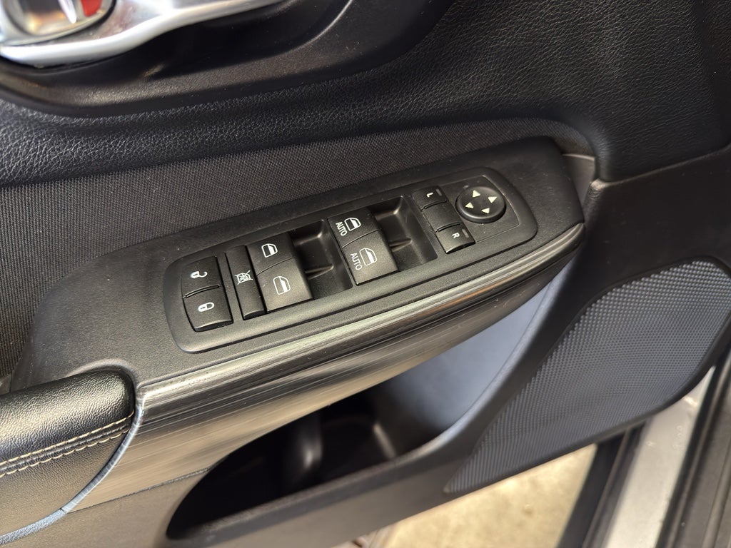 2016 Jeep Cherokee North