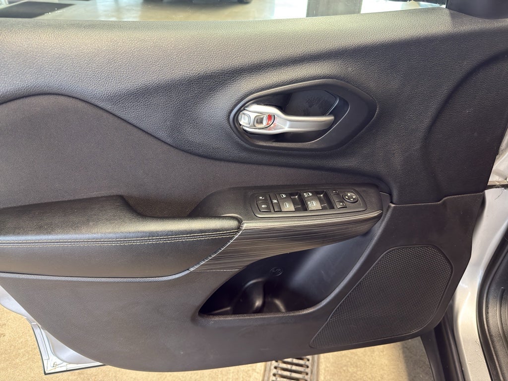 2016 Jeep Cherokee North