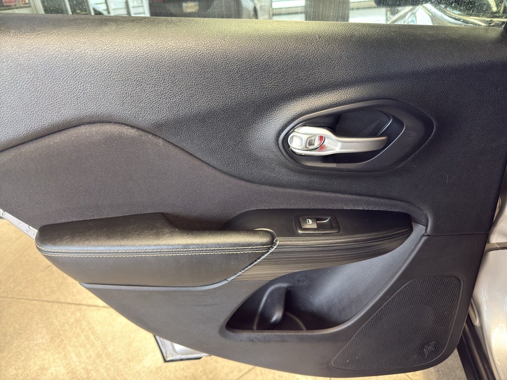 2016 Jeep Cherokee North