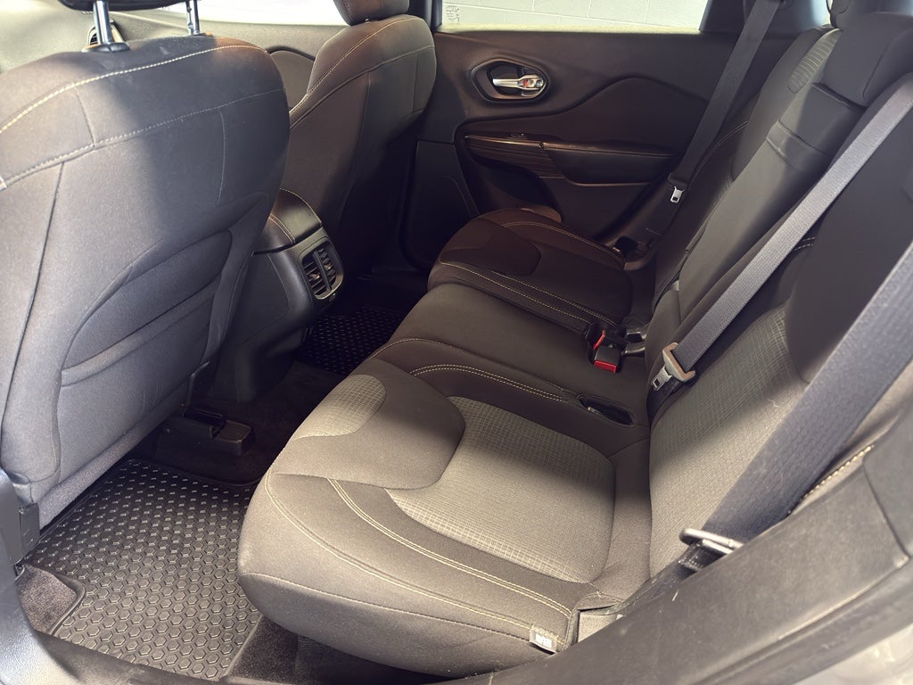 2016 Jeep Cherokee North