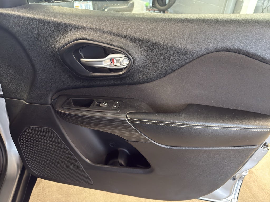 2016 Jeep Cherokee North