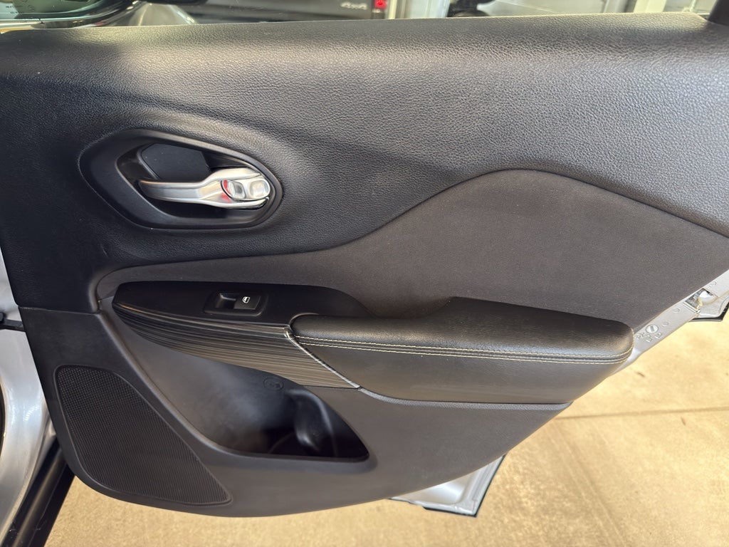 2016 Jeep Cherokee North