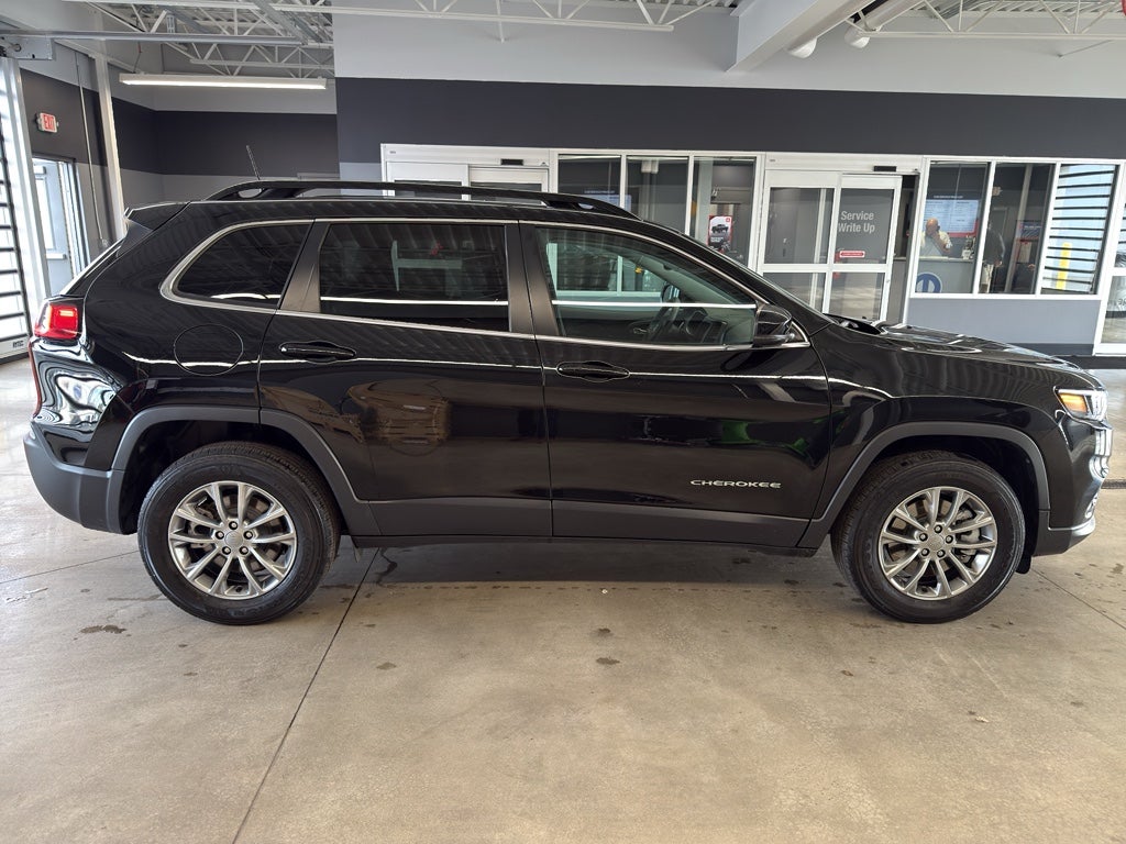 2022 Jeep Cherokee Latitude Lux