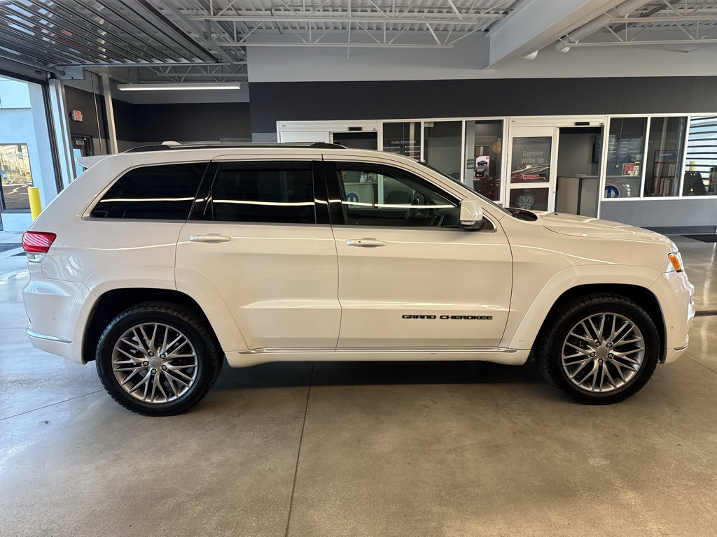 2017 Jeep Grand Cherokee Summit