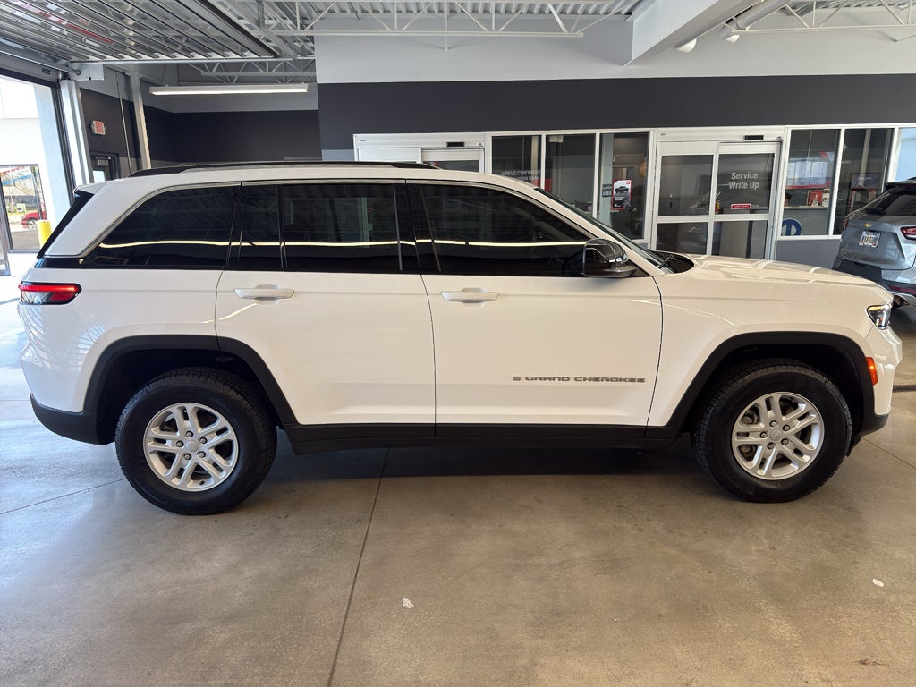 2023 Jeep Grand Cherokee Laredo