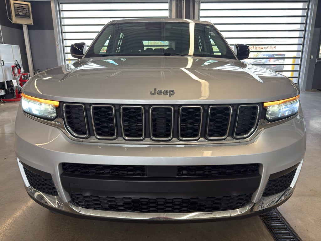 2021 Jeep Grand Cherokee L Laredo