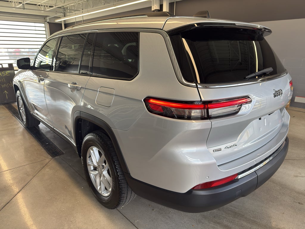 2021 Jeep Grand Cherokee L Laredo