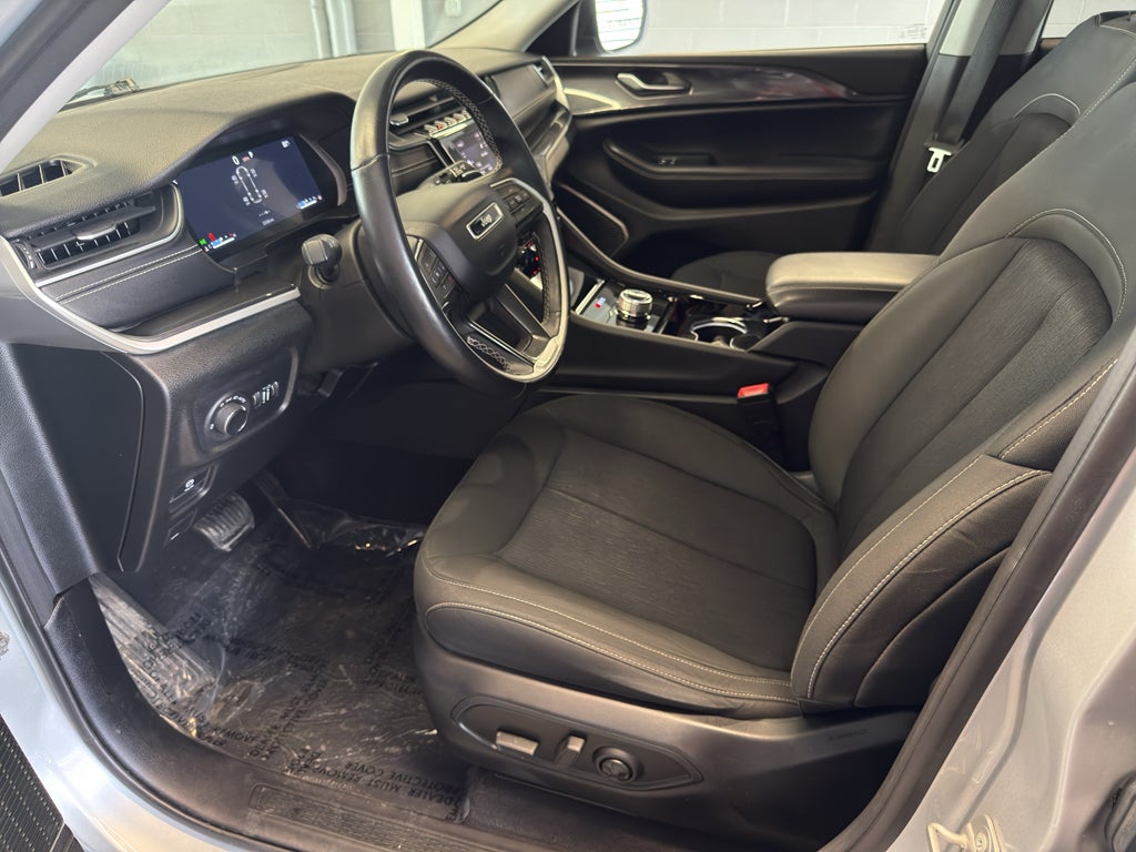 2021 Jeep Grand Cherokee L Laredo