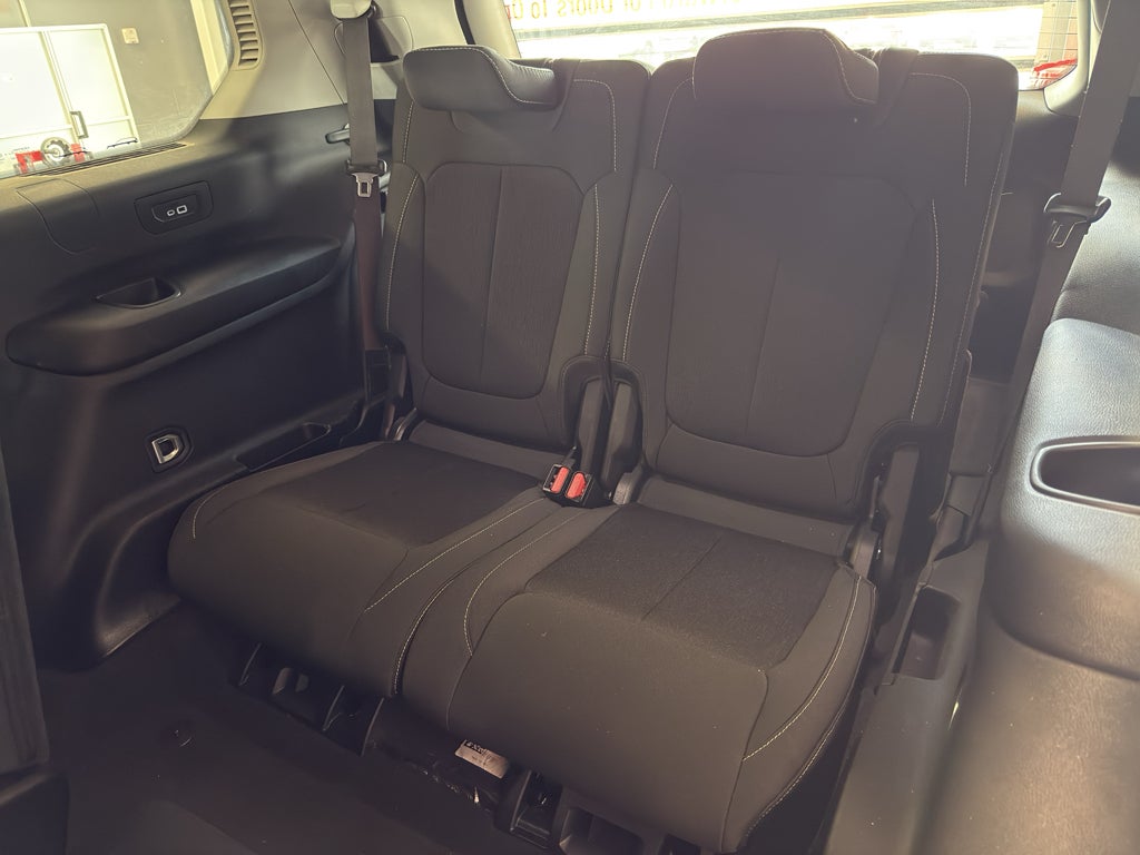 2021 Jeep Grand Cherokee L Laredo