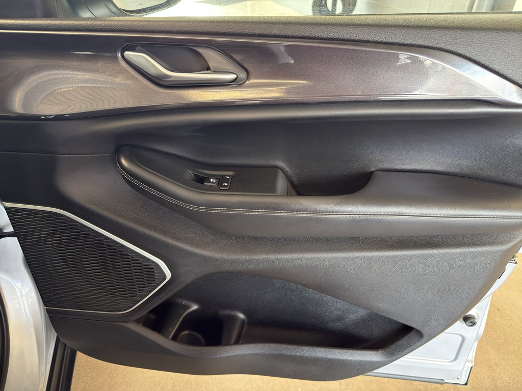 2021 Jeep Grand Cherokee L Laredo