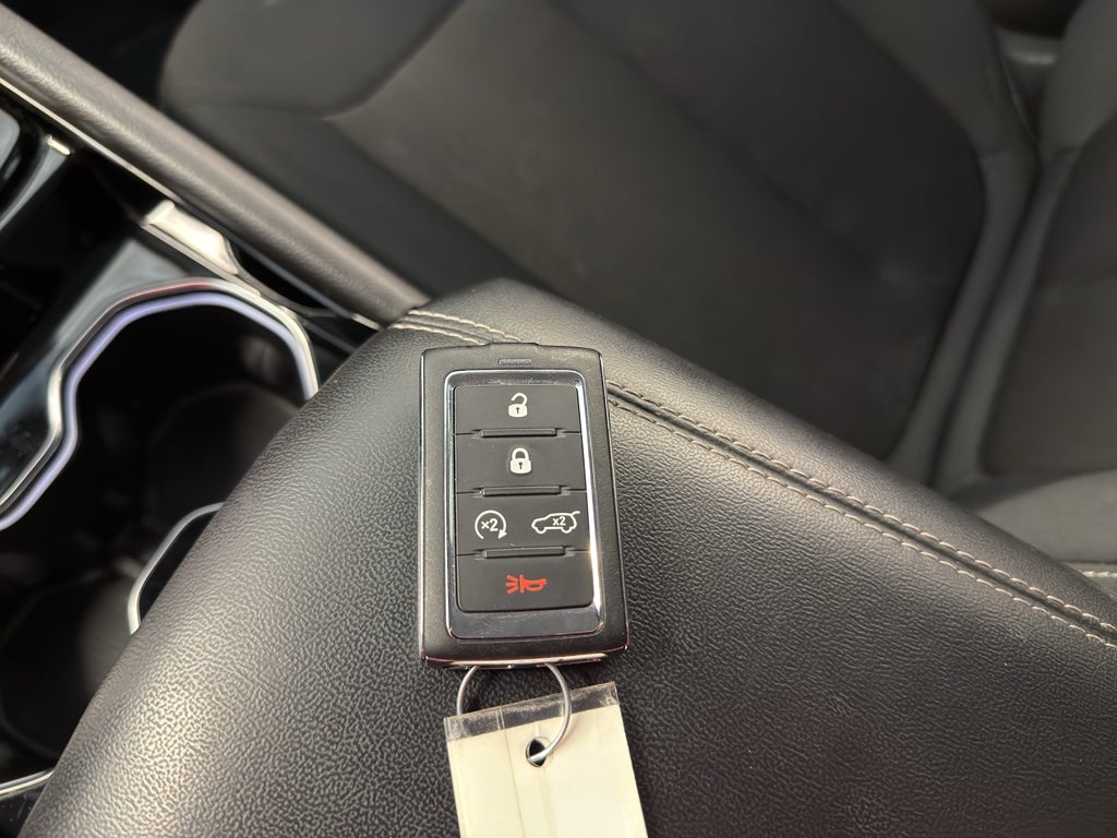 2021 Jeep Grand Cherokee L Laredo