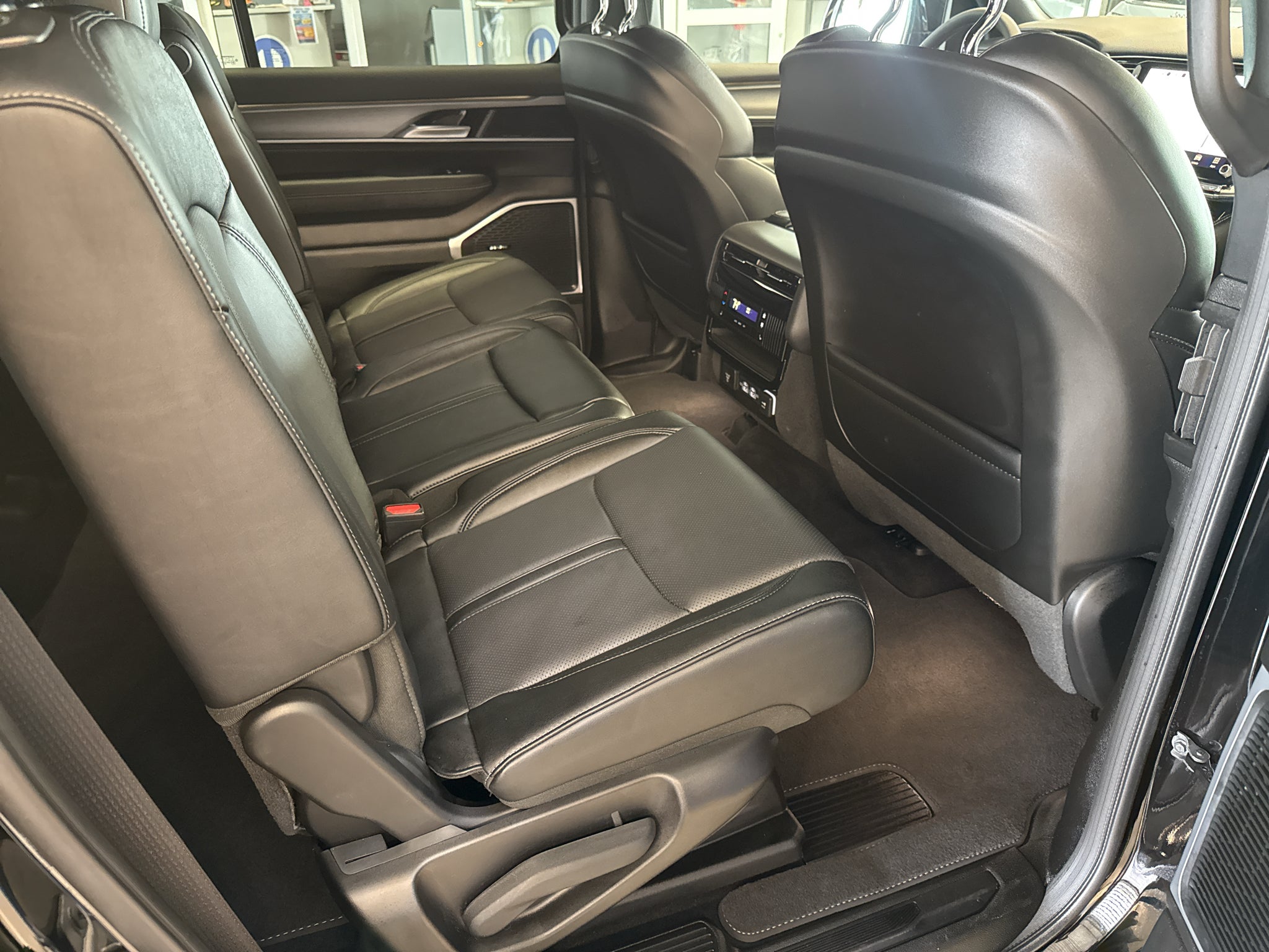 2026 Jeep Grand Wagoneer L Limited Altitude