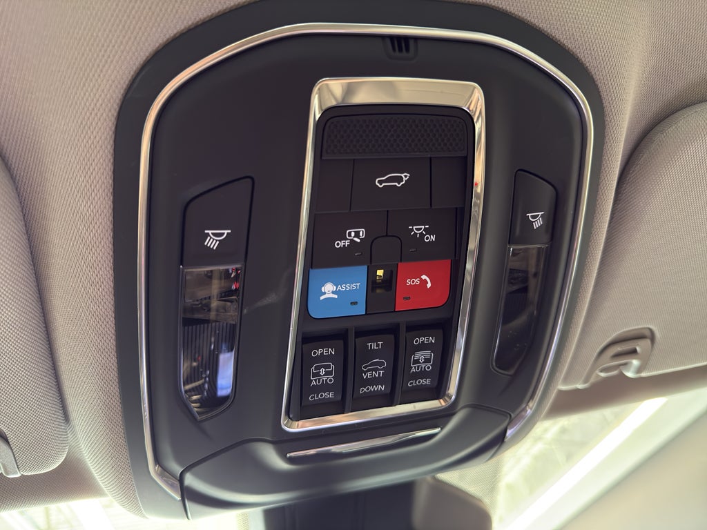 2024 Jeep Wagoneer L Series III