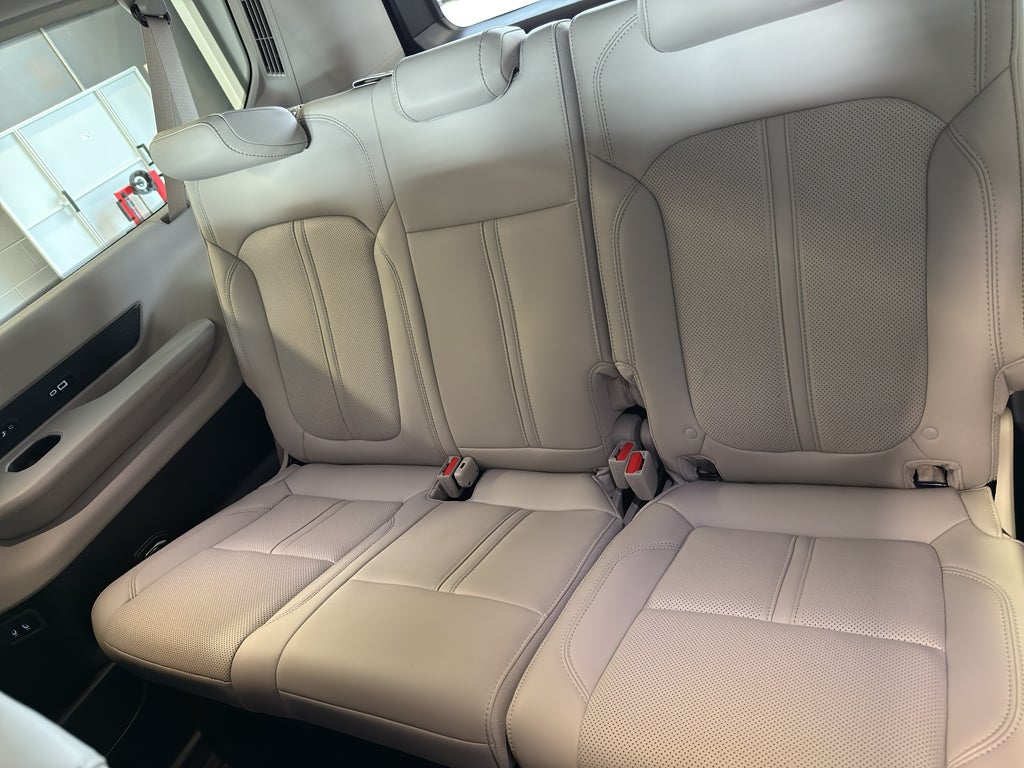 2024 Jeep Wagoneer L Series III