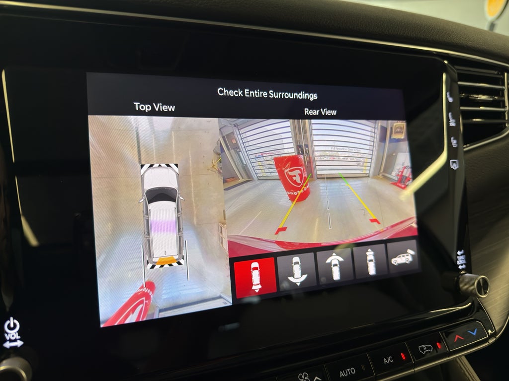 2024 Jeep Wagoneer L Series III