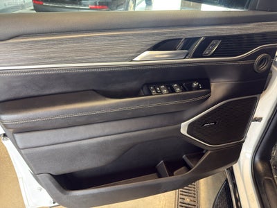 2023 Jeep Wagoneer Series II
