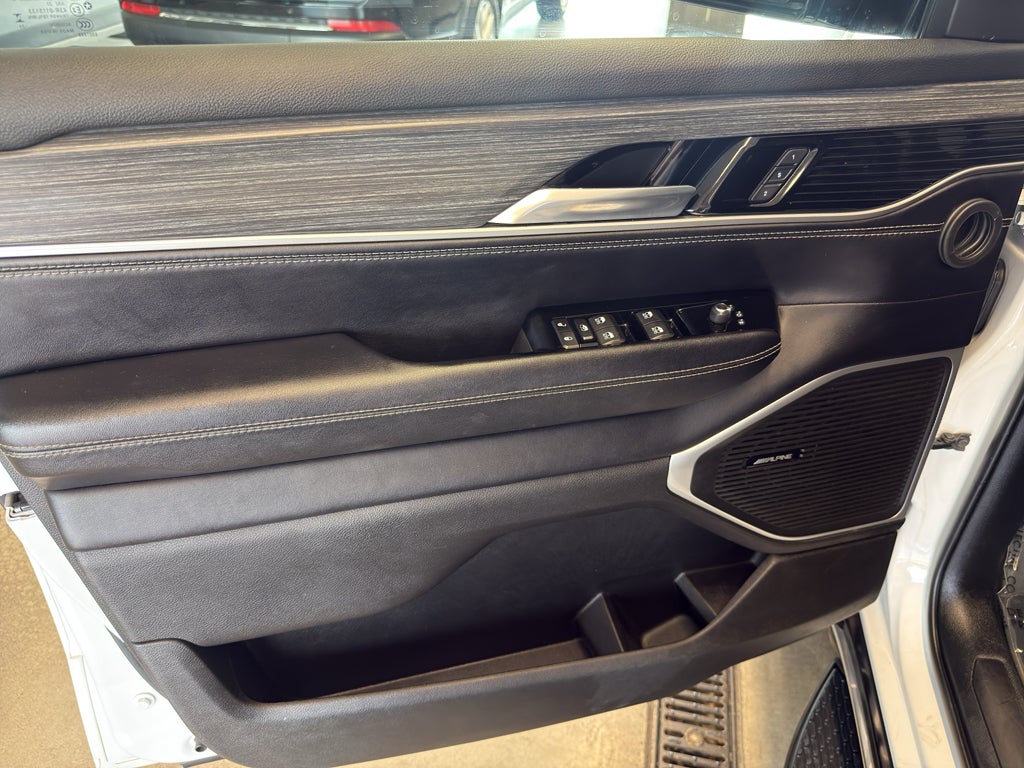 2023 Jeep Wagoneer Series II