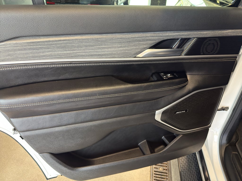 2023 Jeep Wagoneer Series II