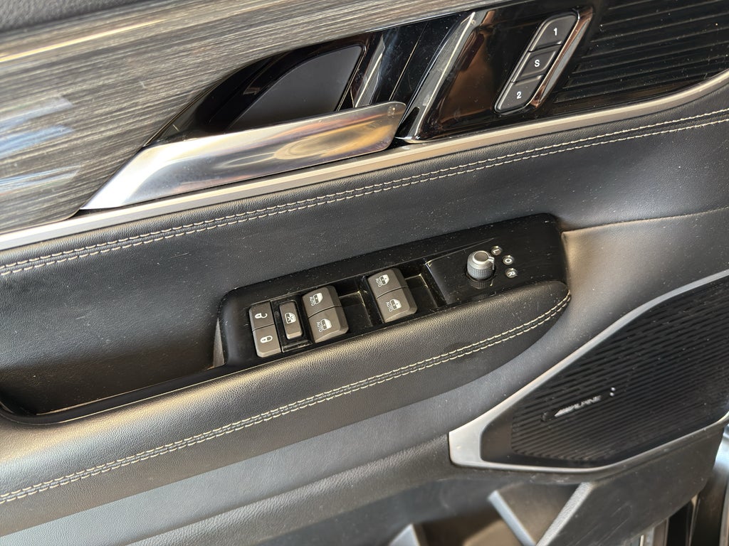 2022 Jeep Wagoneer Series II