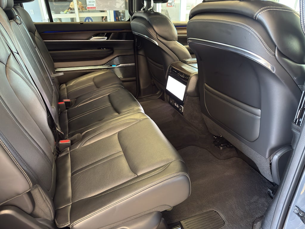 2022 Jeep Grand Wagoneer Series I