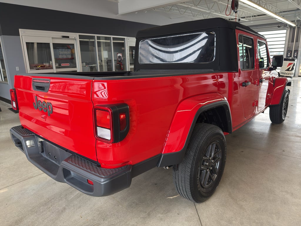 2024 Jeep Gladiator Sport S