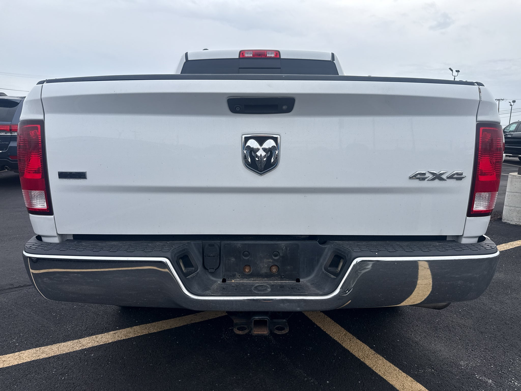 2016 RAM 1500 SLT