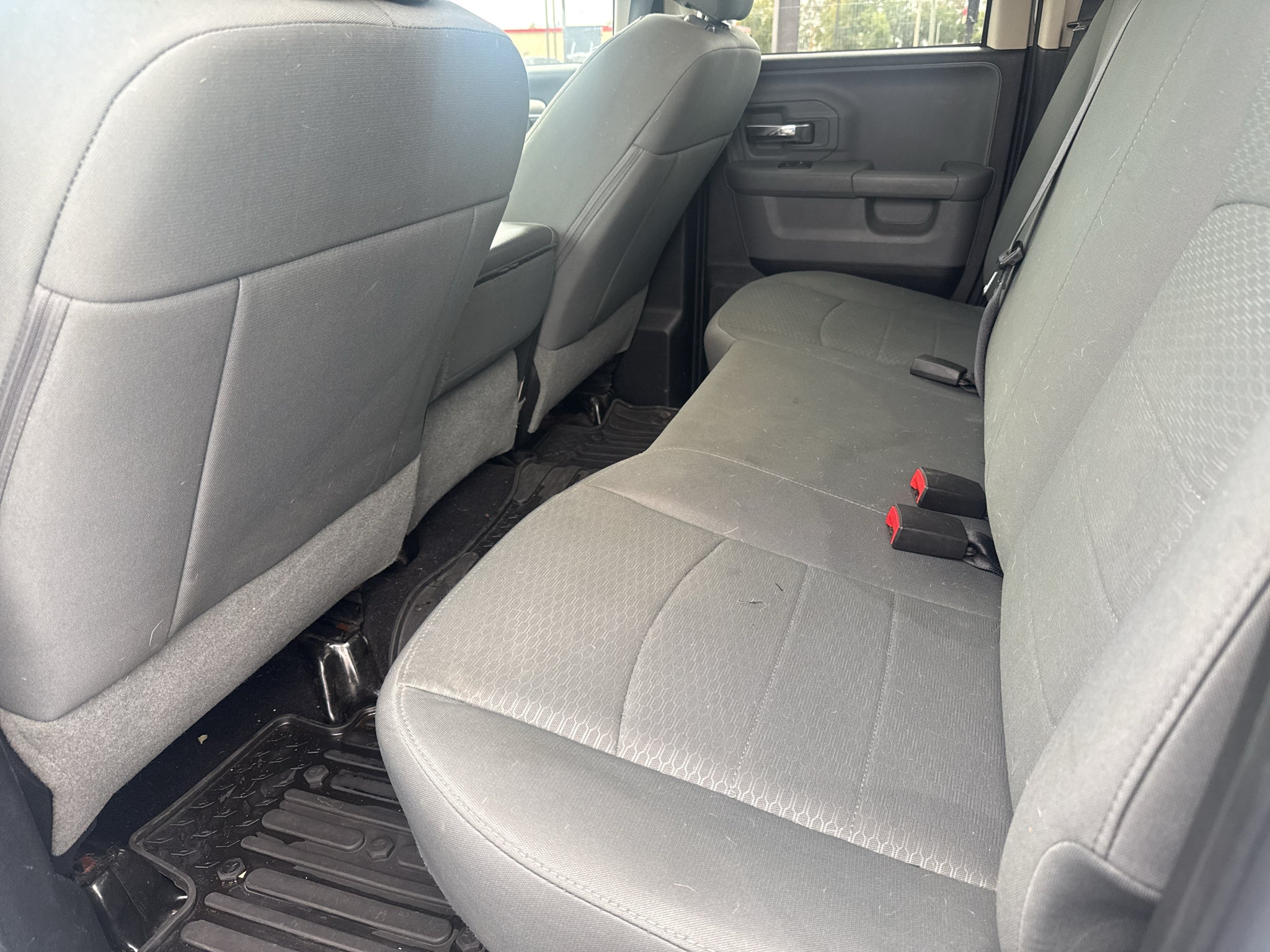 2016 RAM 1500 SLT