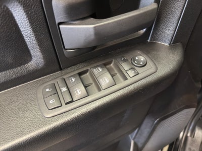 2022 RAM 1500 Classic Express