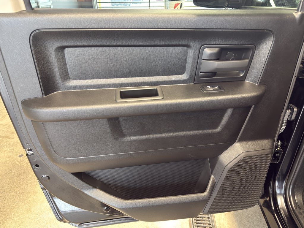 2022 RAM 1500 Classic Express