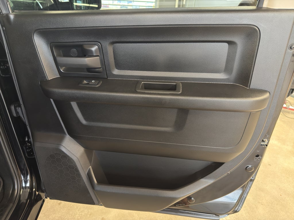 2022 RAM 1500 Classic Express