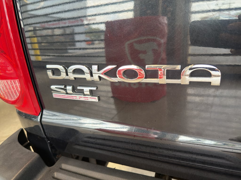 2006 Dodge Dakota SLT