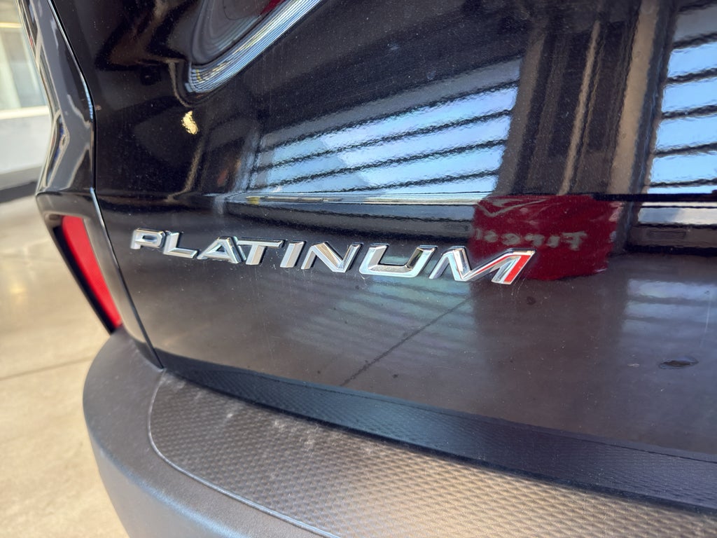 2025 Ford Escape Platinum