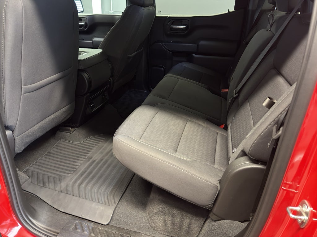 2023 Chevrolet Silverado Custom