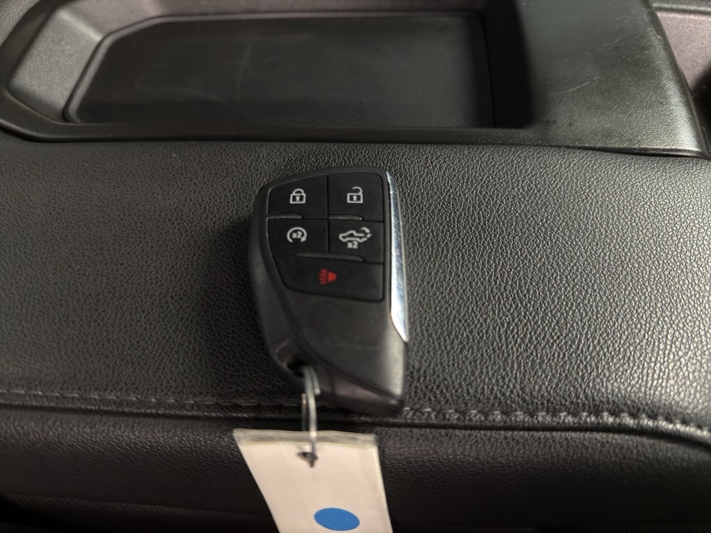 2023 Chevrolet Silverado Custom