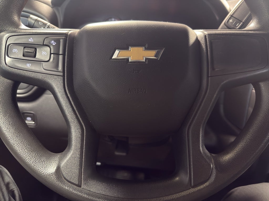 2023 Chevrolet Silverado Custom