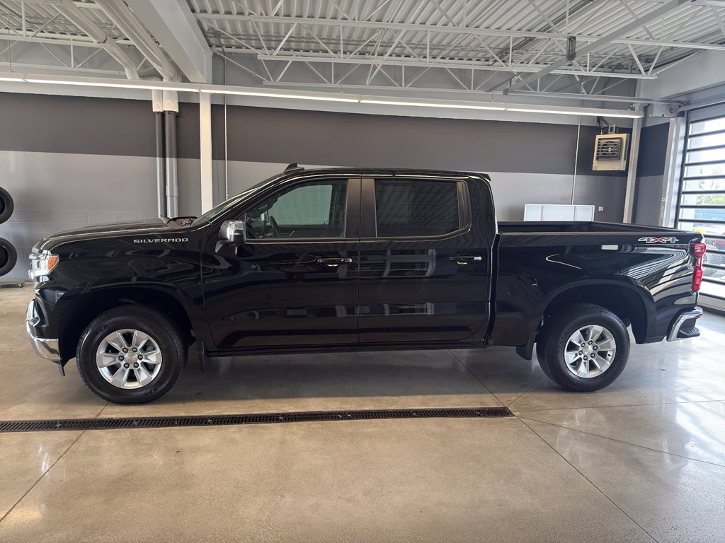 2023 Chevrolet Silverado LT