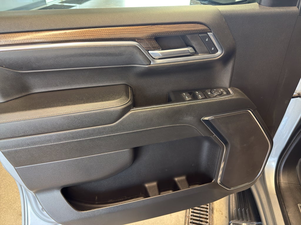 2023 Chevrolet Silverado LT