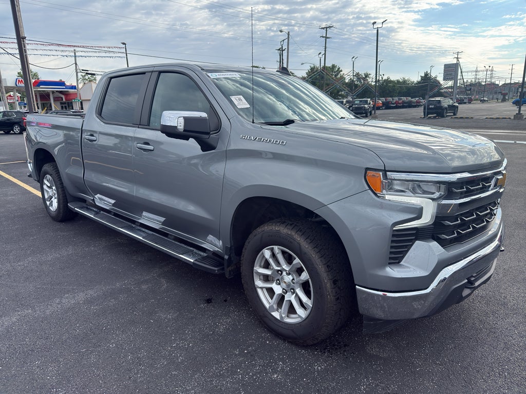2023 Chevrolet Silverado LT