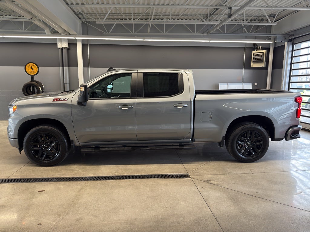 2024 Chevrolet Silverado RST