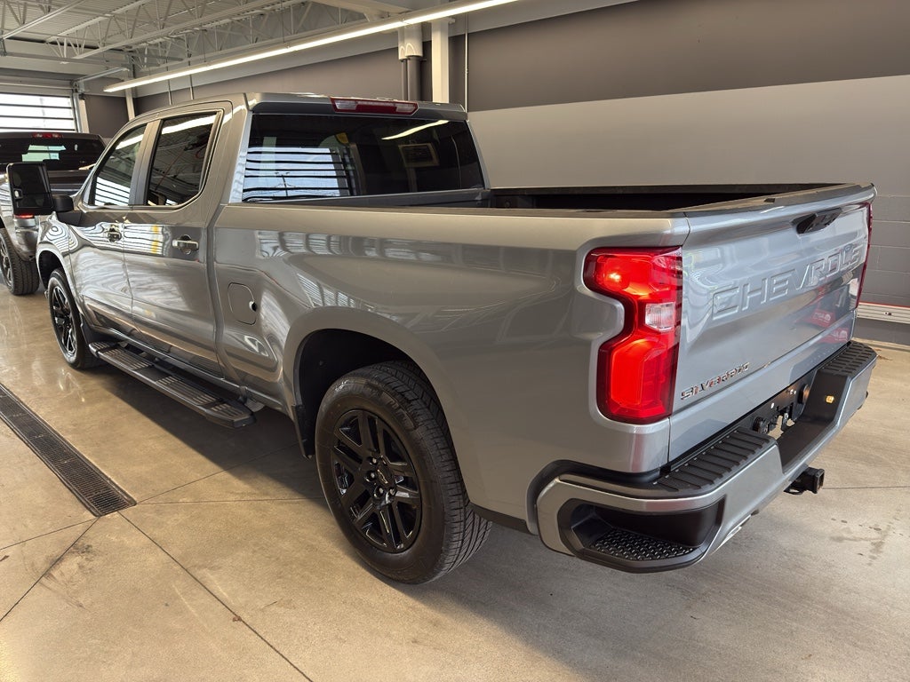2024 Chevrolet Silverado RST