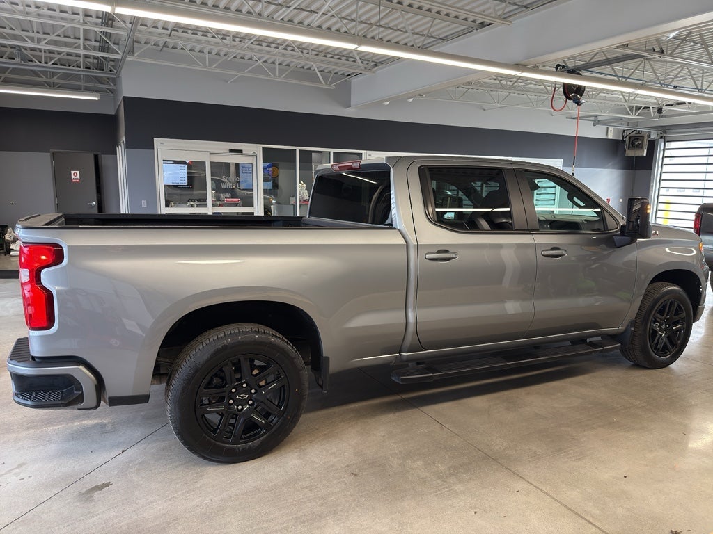 2024 Chevrolet Silverado RST
