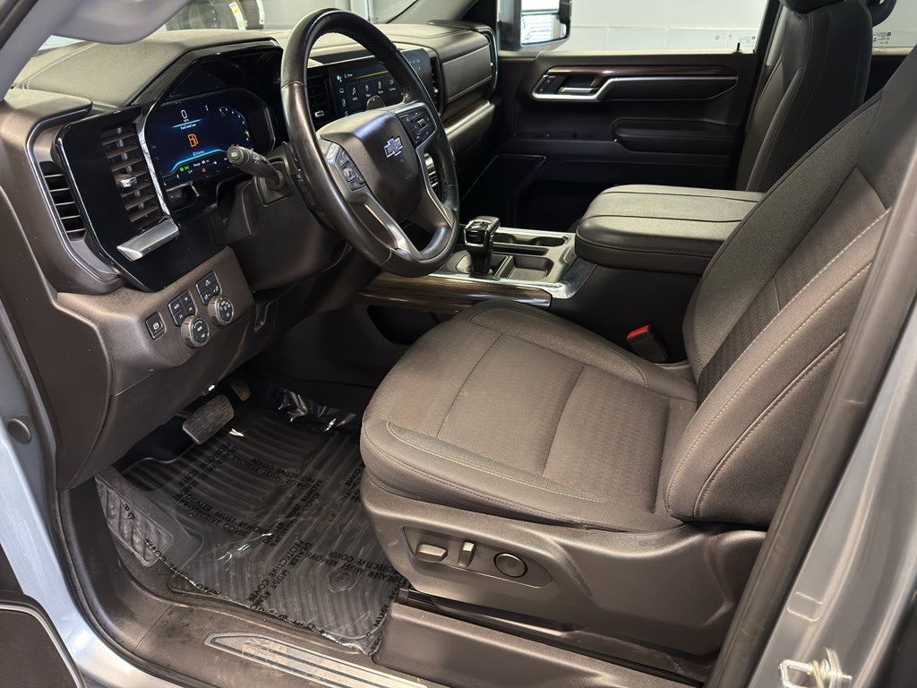 2024 Chevrolet Silverado RST